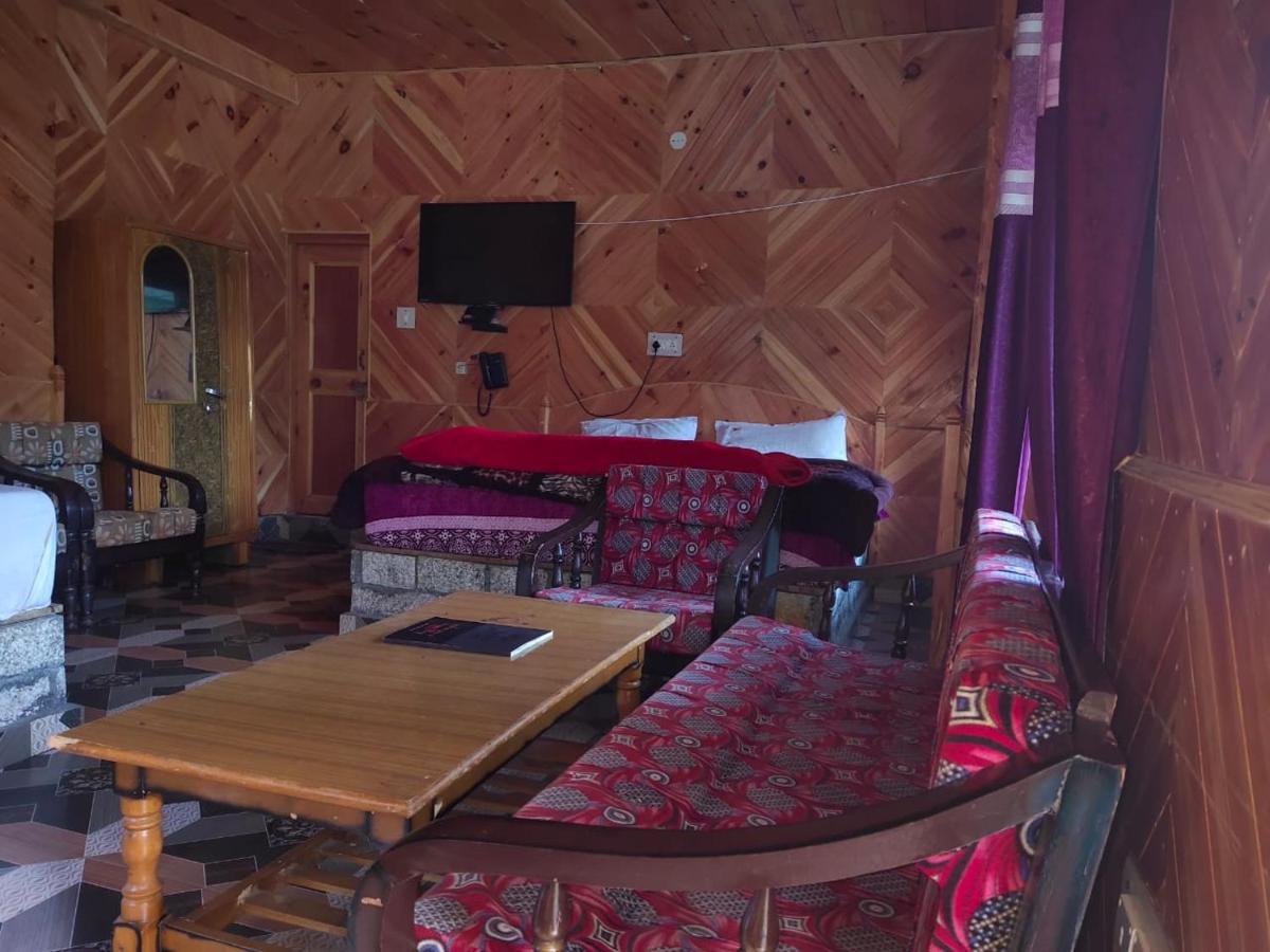 Eyesky, Tosh Hotel Екстериор снимка